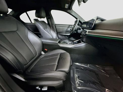 Used 2023 BMW 330i Sedan w/ Premium Package RWD image 29
