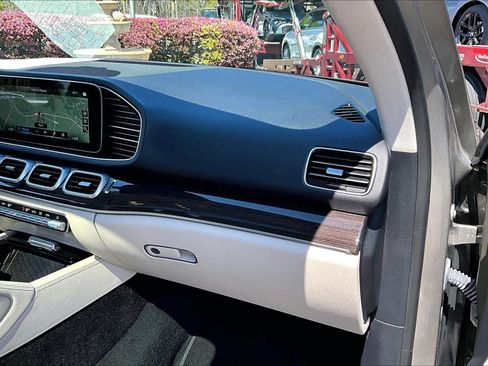 Certified 2023 Mercedes-Benz GLE 450 4MATIC image 19