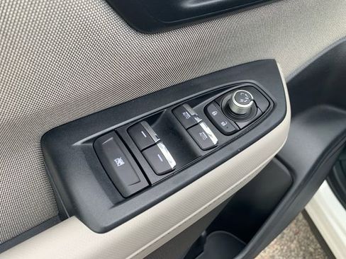 Certified 2025 Subaru Forester Premium AWD/4WD image 21