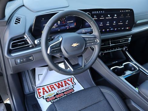 New 2026 Chevrolet Traverse LT w/ Driver Confidence Package FWD image 23