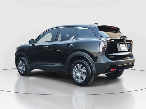 Used 2025 Nissan Kicks S image 7