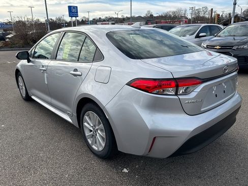 New 2026 Toyota Corolla LE image 5