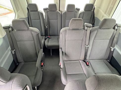 Used 2015 Ford Transit 350 XLT image 31