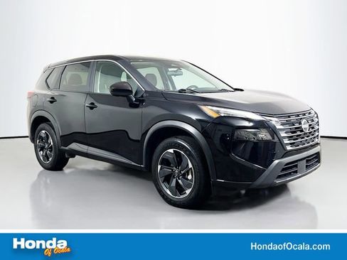 Used 2024 Nissan Rogue SV FWD image 1