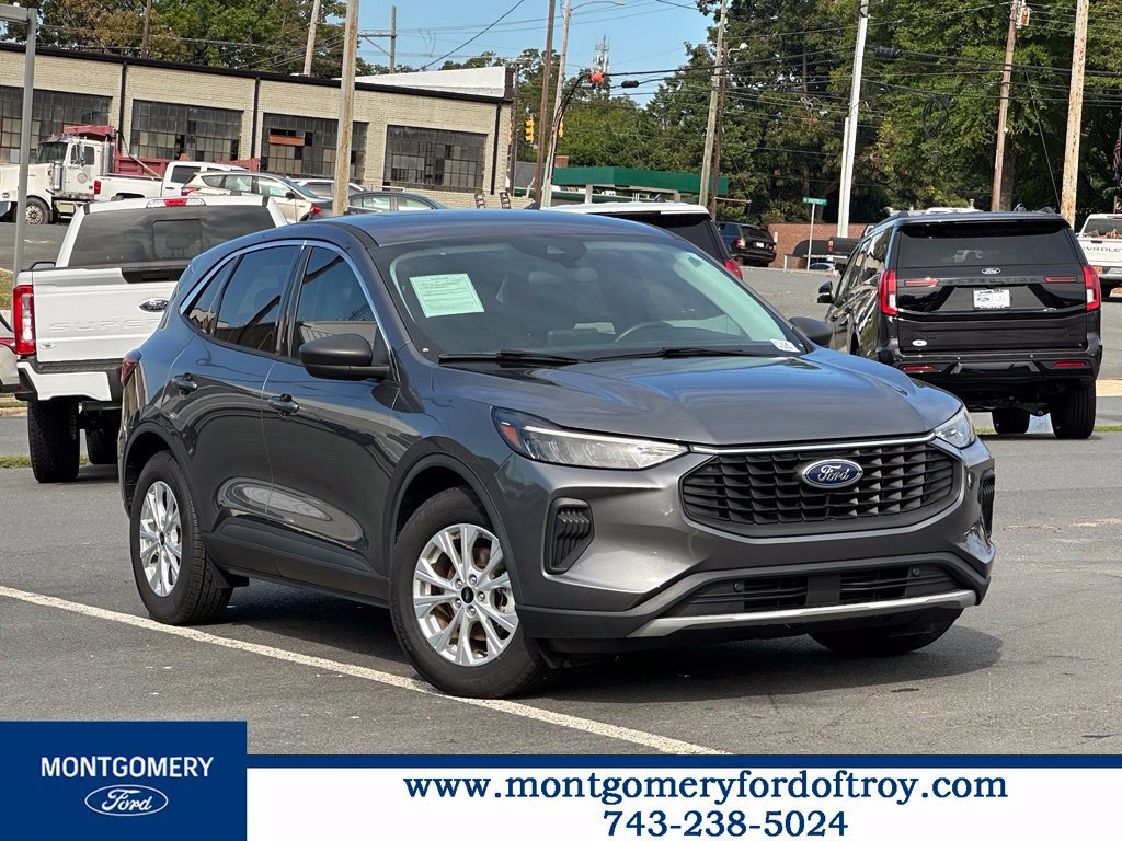 Used 2023 Ford Escape Active FWD image 1