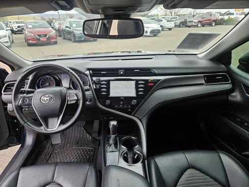 Used 2020 Toyota Camry SE w/ Convenience Package image 22