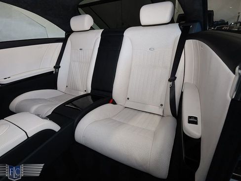 Used 2013 Mercedes-Benz CL 550 4MATIC image 19
