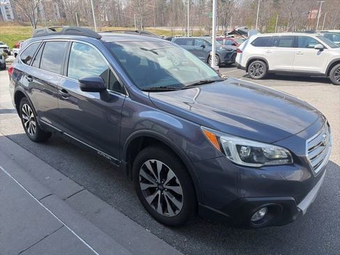 Used 2015 Subaru Outback 3.6R Limited image 18