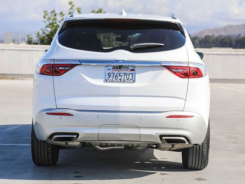 Used 2023 Buick Enclave Essence image 6