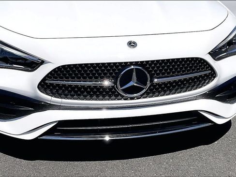 Certified 2024 Mercedes-Benz CLE 450 4MATIC Coupe image 27