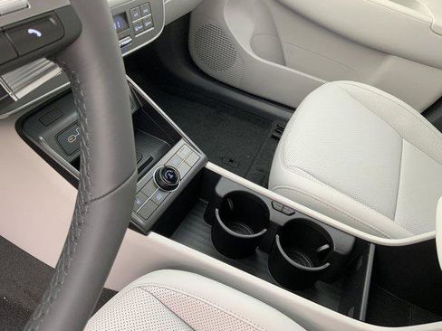 New 2026 Hyundai Kona SEL Premium image 8