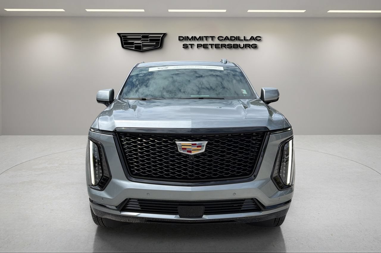 Used 2025 Cadillac Escalade Sport AWD/4WD image 8