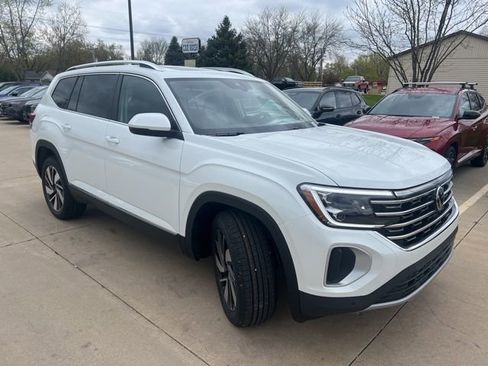 New 2026 Volkswagen Atlas SEL AWD/4WD image 1