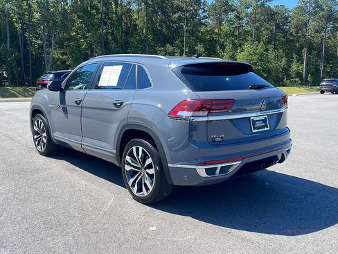 Used 2020 Volkswagen Atlas Cross Sport SEL R-Line AWD/4WD image 5