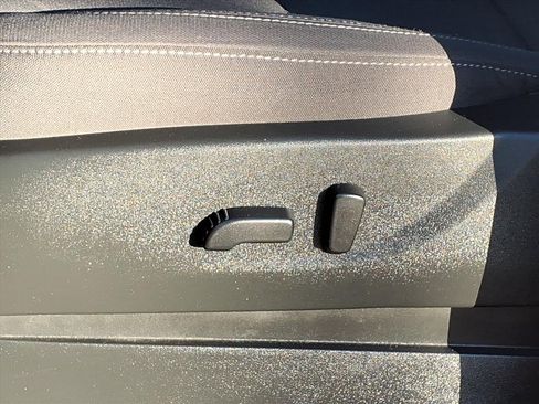 Certified 2024 Nissan Frontier SV w/ Hardbody Edition image 20