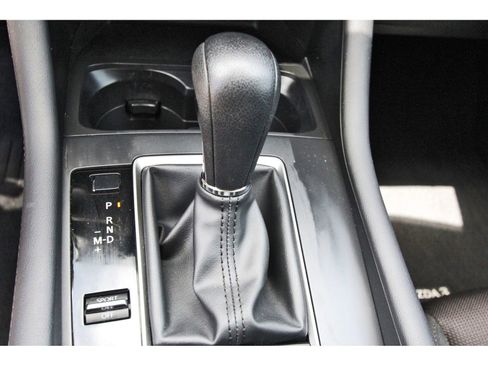 Used 2024 MAZDA MAZDA3 s FWD image 27