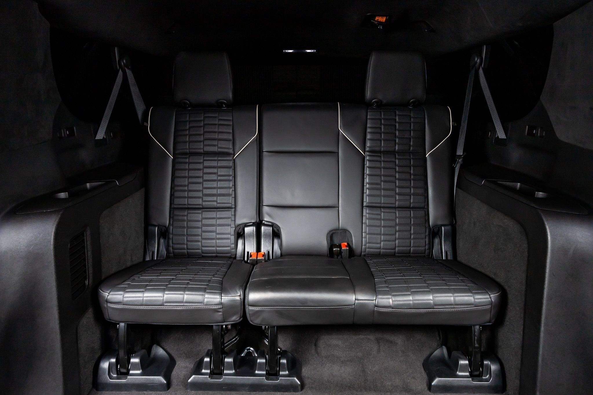 Used 2023 Cadillac Escalade ESV V AWD/4WD image 48