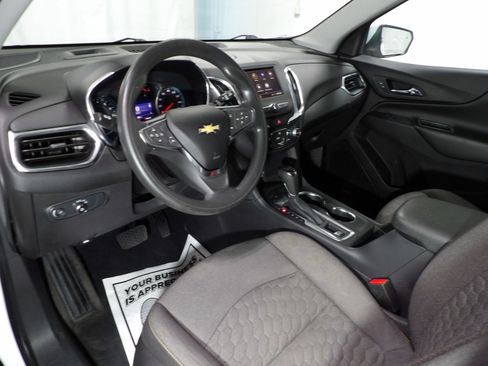 Used 2021 Chevrolet Equinox LT AWD/4WD image 9