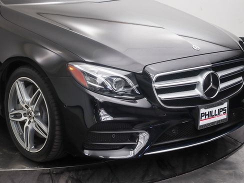 Used 2019 Mercedes-Benz E 450 4MATIC Wagon image 9