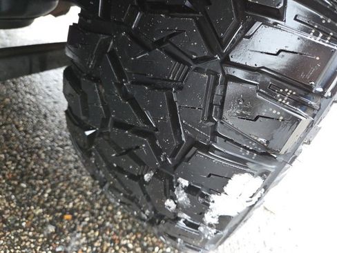 Used 2022 Jeep Gladiator Overland w/ Cold Weather Group image 74