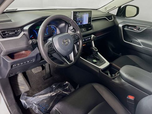 Used 2020 Toyota RAV4 Limited AWD/4WD image 10