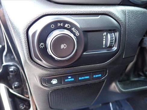 Used 2023 Jeep Wrangler Unlimited w/ Cold Weather Group AWD/4WD image 12