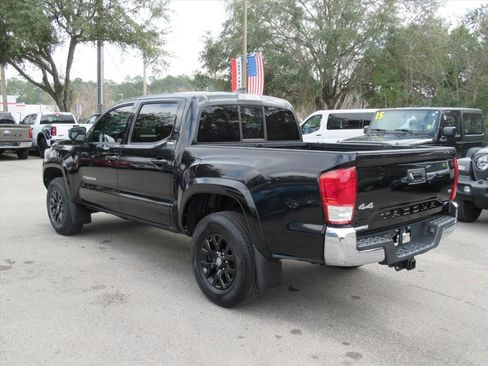 Used 2016 Toyota Tacoma SR5 image 4