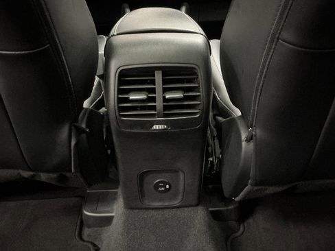 Used 2021 Ford Escape SEL AWD/4WD image 24