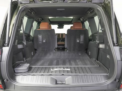 Used 2025 Lexus GX 550 550 Luxury+ image 13