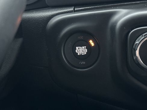 Used 2021 Jeep Wrangler Unlimited Sport image 24