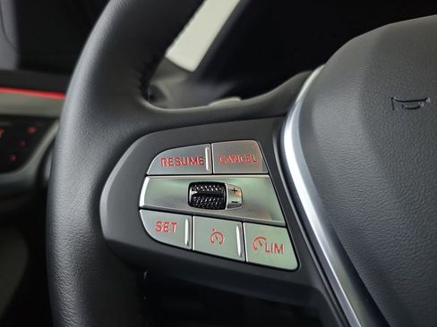 Used 2025 BMW X4 xDrive30i image 20