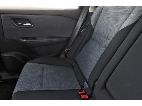 Used 2023 Nissan Rogue SV FWD image 14