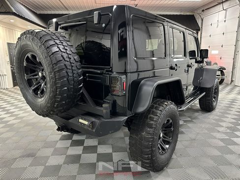 Used 2014 Jeep Wrangler Unlimited Sport w/ Quick Order Package 24S AWD/4WD image 8