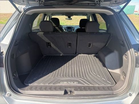 Used 2023 Chevrolet Equinox LS w/ LS Convenience Package image 21