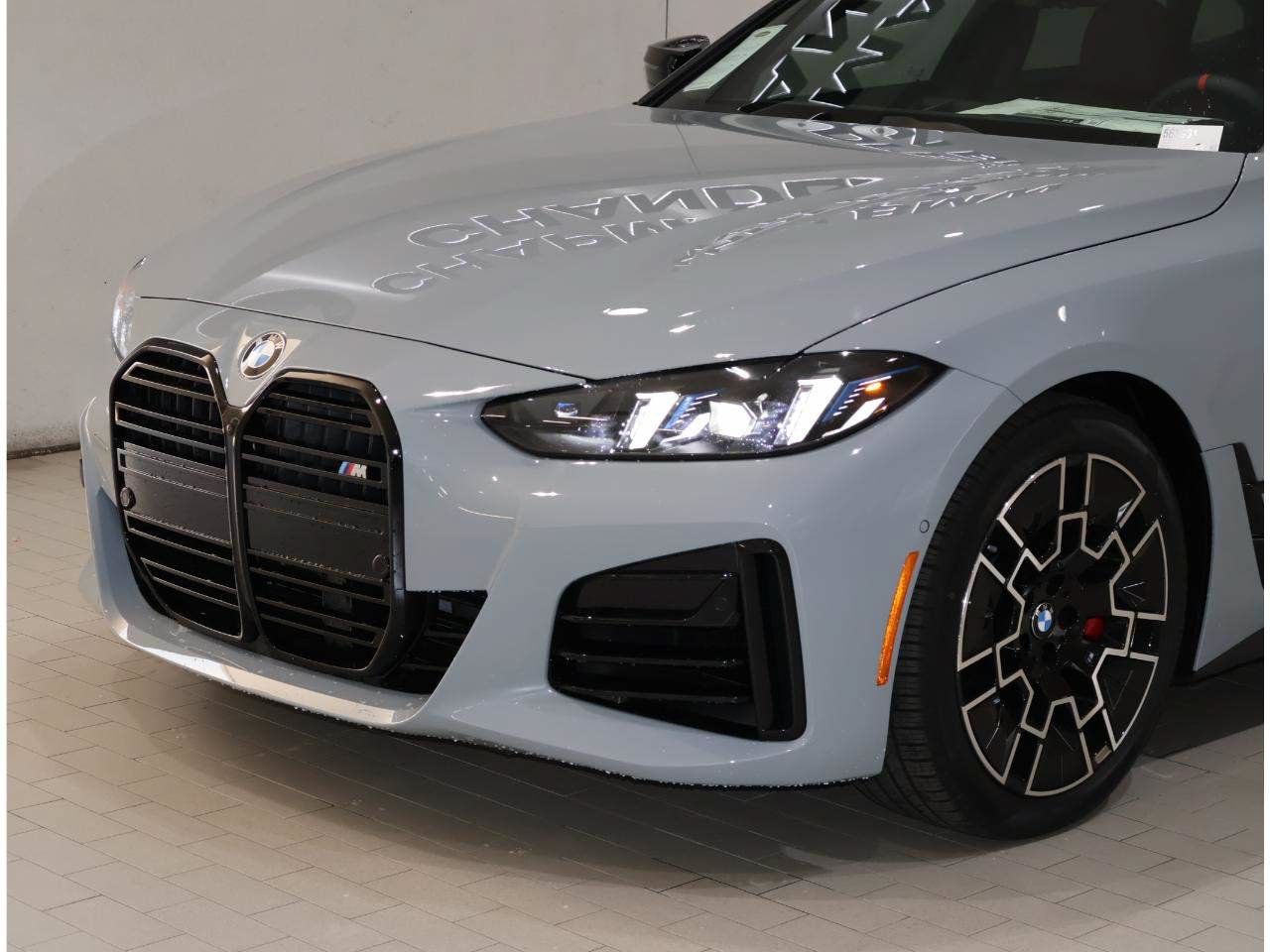 New 2026 BMW M440i w/ Premium Package RWD image 2
