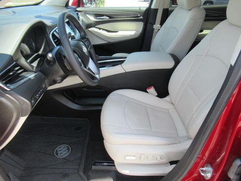 Used 2024 Buick Enclave Premium w/ Experience Buick Package FWD image 16