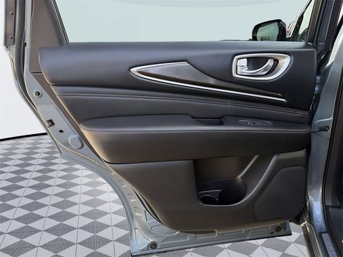 Used 2019 INFINITI QX60 Luxe image 30