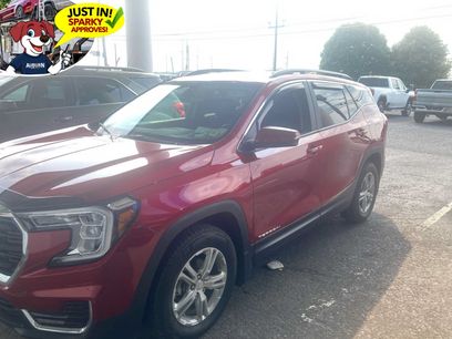 Used 2023 GMC Terrain SLE w/ Driver Convenience Package