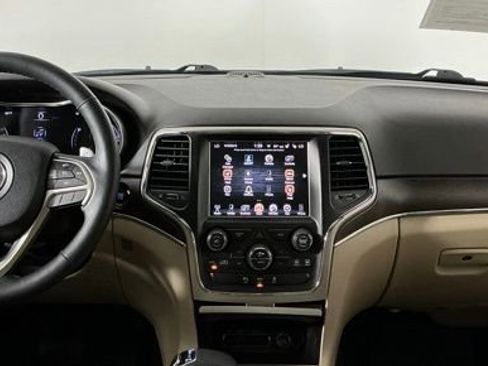 Used 2014 Jeep Grand Cherokee Limited RWD image 24