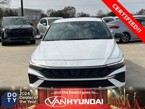Certified 2025 Hyundai Elantra Sport w/ Cargo Package image 2