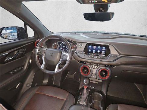 Used 2021 Chevrolet Blazer RS w/ Enhanced Convenience Package FWD image 3