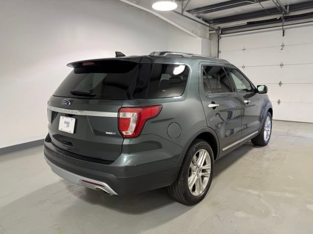 Used 2016 Ford Explorer Limited w/ Equipment Group 301A AWD/4WD image 7