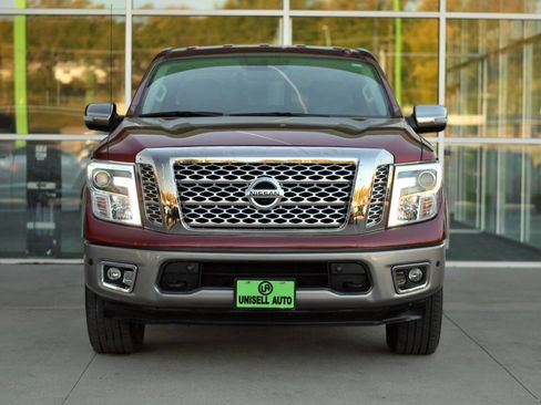 Used 2019 Nissan Titan Platinum Reserve w/ Platinum Utility Package image 2
