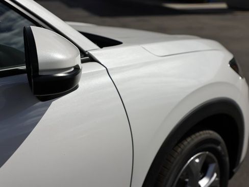 New 2025 Honda HR-V LX image 17