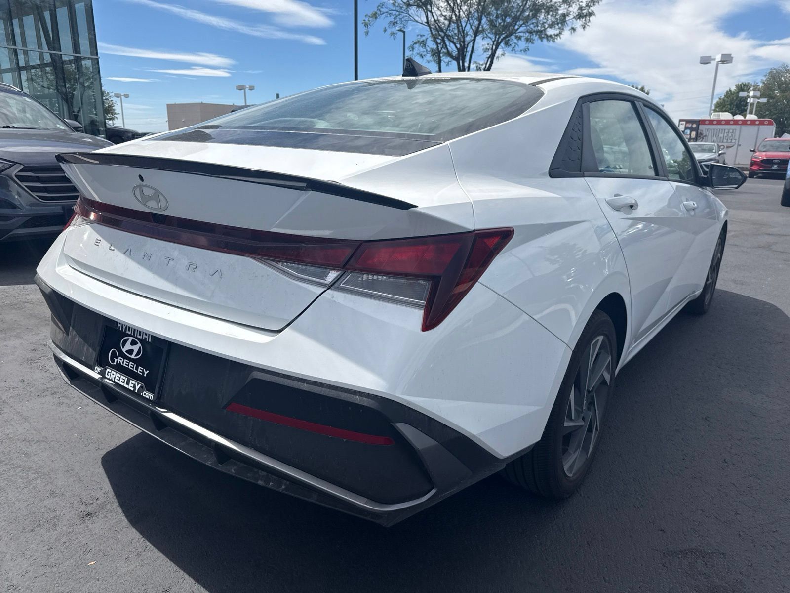 Used 2025 Hyundai Elantra Sport w/ Cargo Package FWD image 5