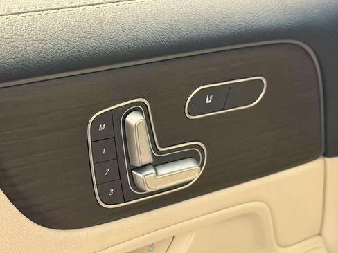 Certified 2026 Mercedes-Benz GLB 250 4MATIC image 17