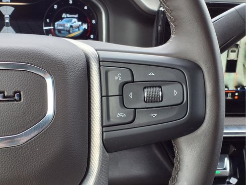 Used 2024 GMC Sierra 3500 Denali AWD/4WD image 15