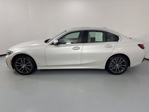 Certified 2022 BMW 330i xDrive Sedan w/ Premium Package 2 image 3