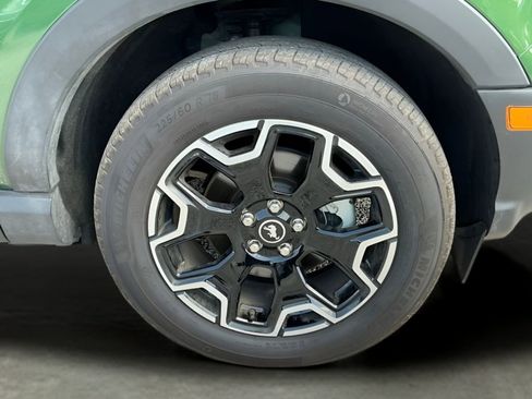 Certified 2025 Ford Bronco Sport Outer Banks w/ Outer Banks Tech Package+ AWD/4WD image 15