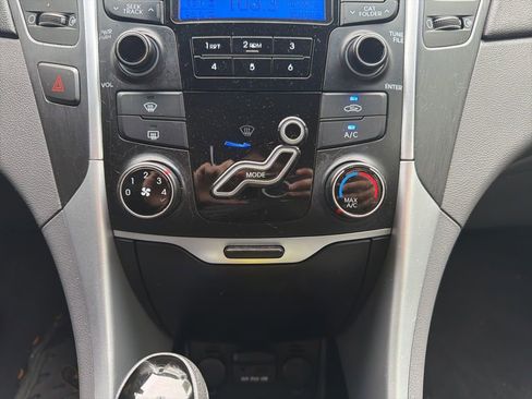 Used 2013 Hyundai Sonata GLS w/ Popular Equipment Pkg FWD image 19